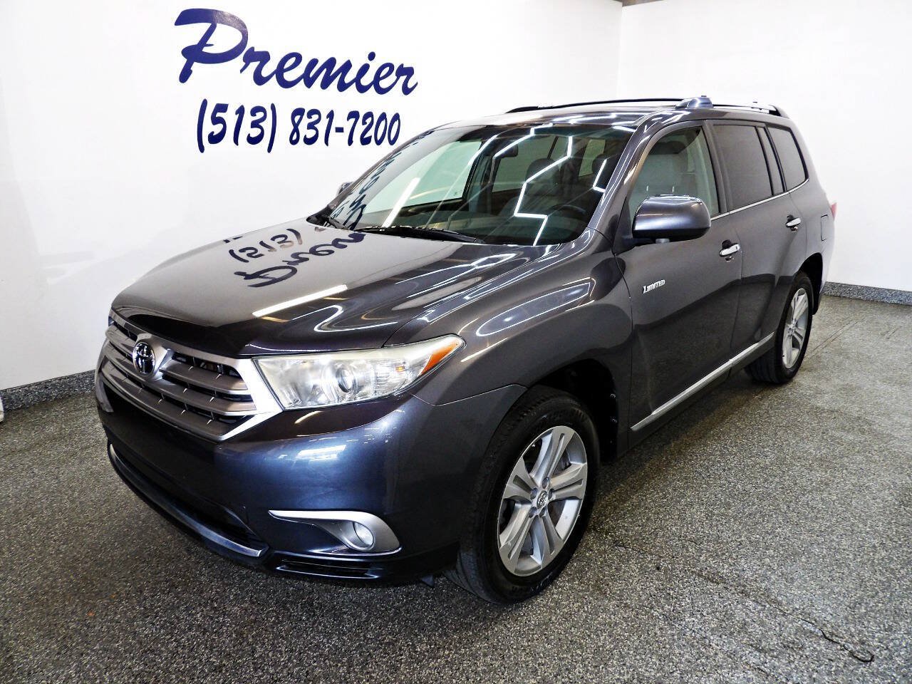 Used 2012 Toyota Highlander Limited w/ Tow Pkg AWD/4WD image 1