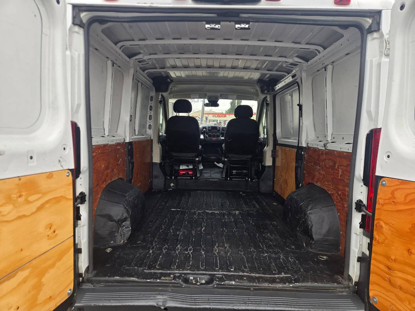 Used 2017 RAM ProMaster 1500 image 12