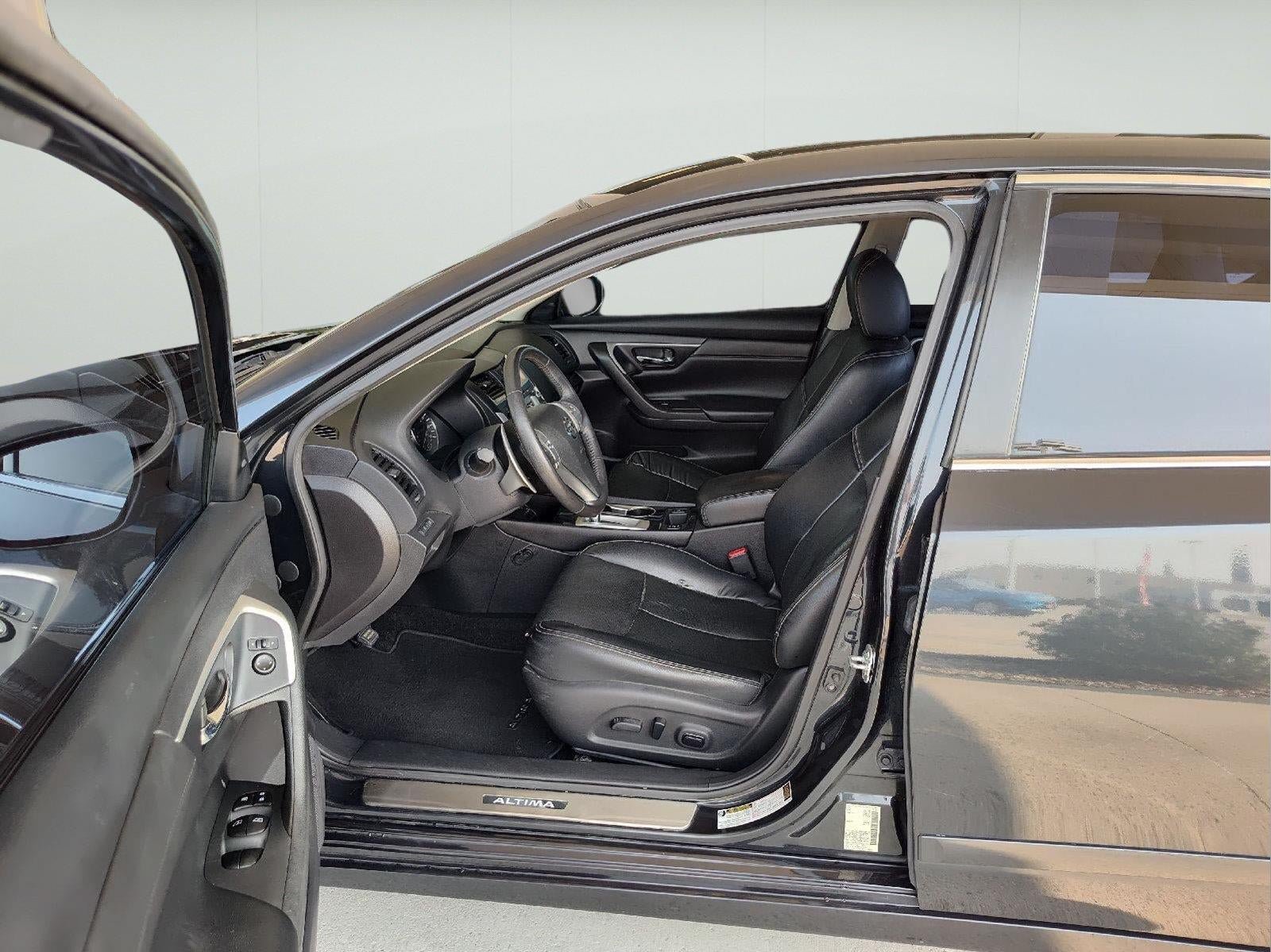 Used 2016 Nissan Altima 3.5 SL FWD image 10