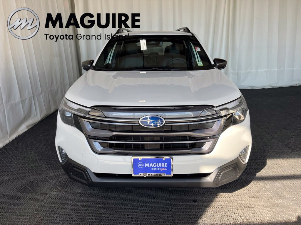 Used 2025 Subaru Forester Limited AWD/4WD image 33