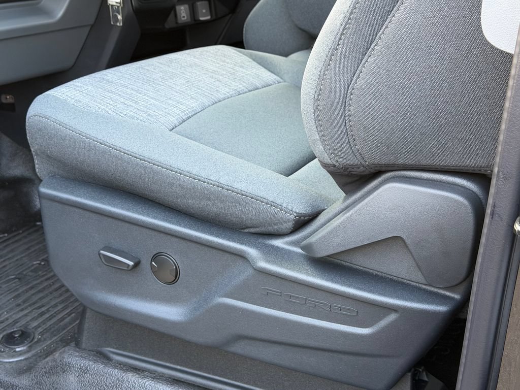 New 2026 Ford F350 XLT AWD/4WD image 19