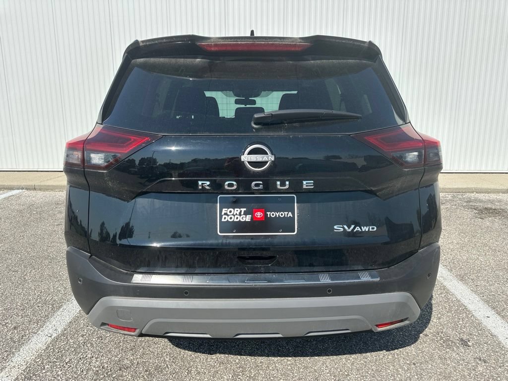 Used 2023 Nissan Rogue SV AWD/4WD image 6