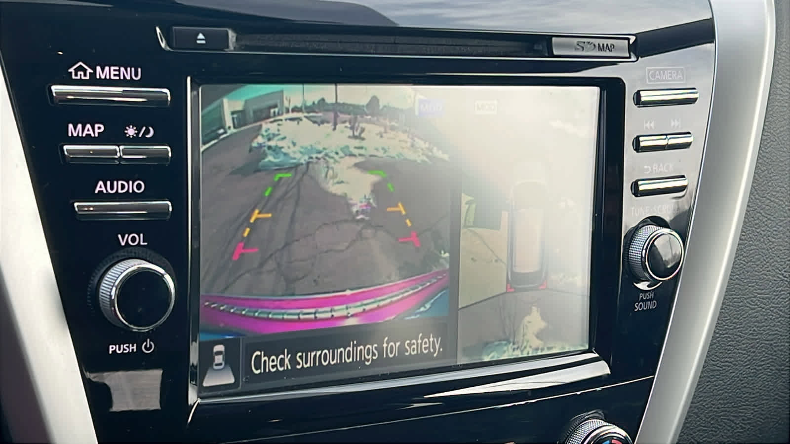 Used 2018 Nissan Murano Platinum w/ Cargo Package image 16