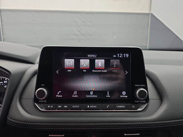 Used 2026 Nissan Rogue SV w/ SV Premium Package image 32