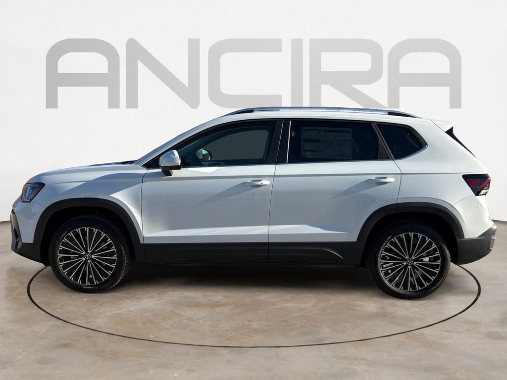 Used 2026 Volkswagen Taos SE FWD image 5