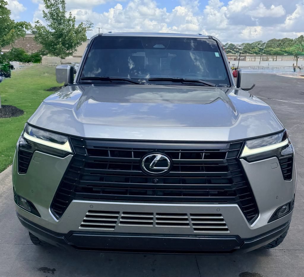 Used 2025 Lexus GX 550 AWD/4WD image 13