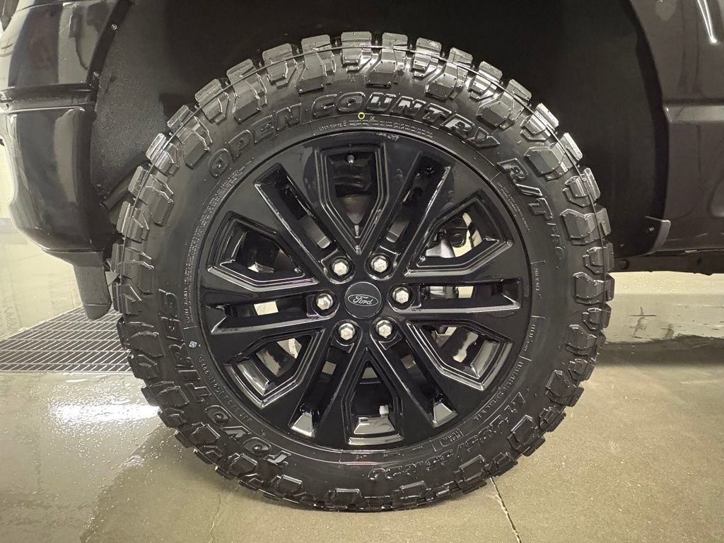 Used 2025 Ford F150 Lariat w/ Equipment Group 501A Mid image 33