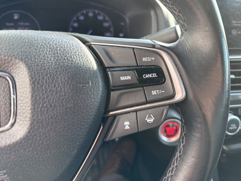 Used 2018 Honda Accord Sport image 11