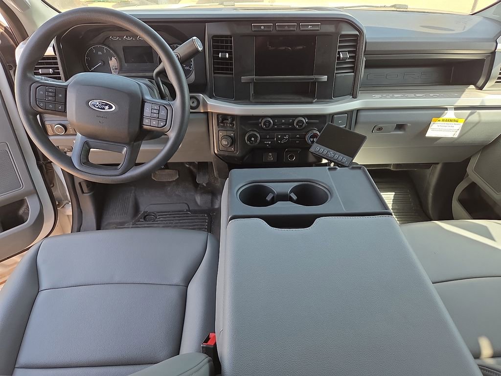 New 2024 Ford F550 4x4 Crew Cab Super Duty image 19