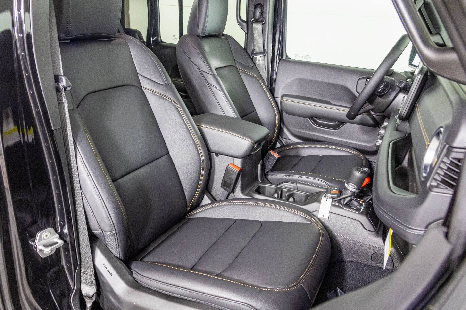 New 2026 Jeep Gladiator Sport AWD/4WD image 44