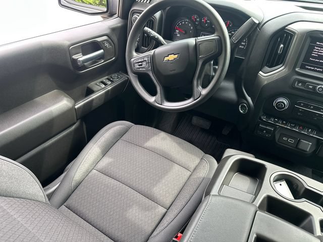 Used 2025 Chevrolet Silverado 1500 Custom w/ LPO, Dark Essentials Package AWD/4WD image 21