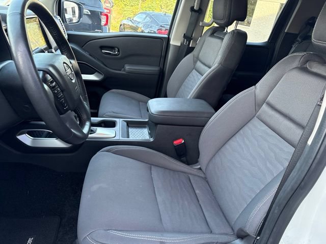 Certified 2024 Nissan Frontier SV w/ Hardbody Edition AWD/4WD image 9