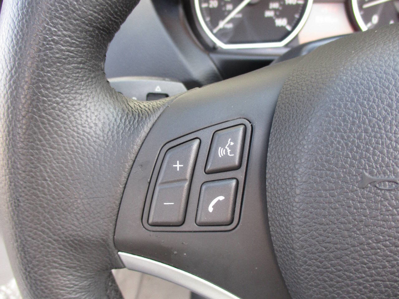 Used 2011 BMW 128i 128i 2dr Convertible image 24