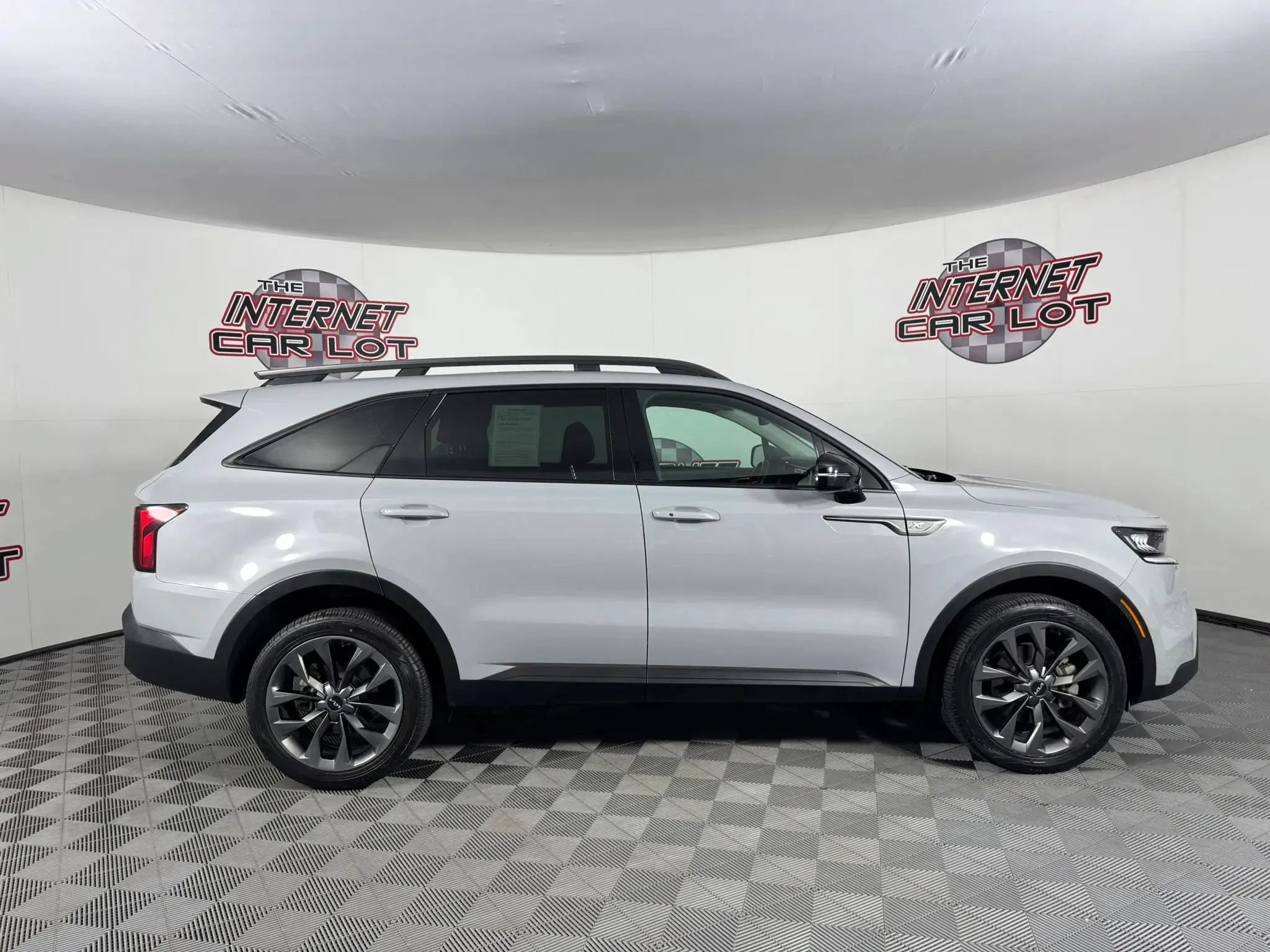 Used 2023 Kia Sorento X-Line EX AWD/4WD image 8