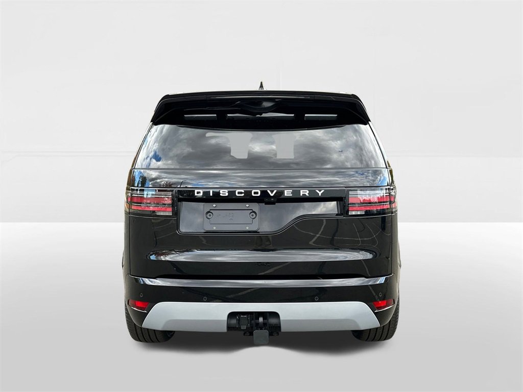 New 2026 Land Rover Discovery Limited Edition image 3