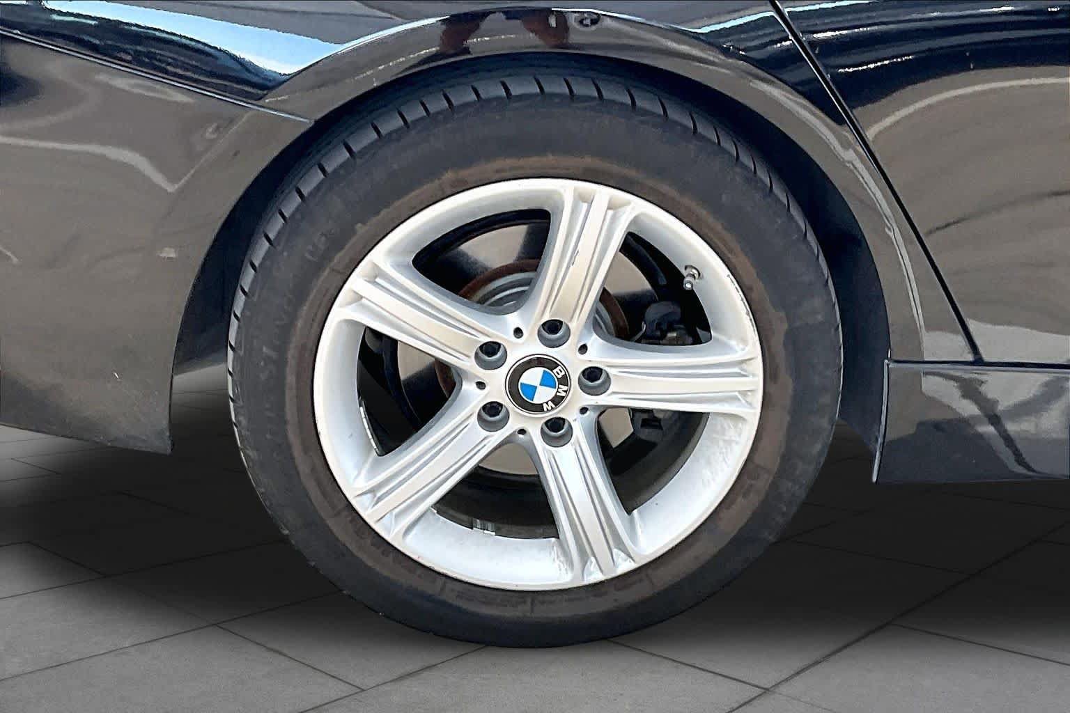 Used 2014 BMW 328i Sedan RWD image 11