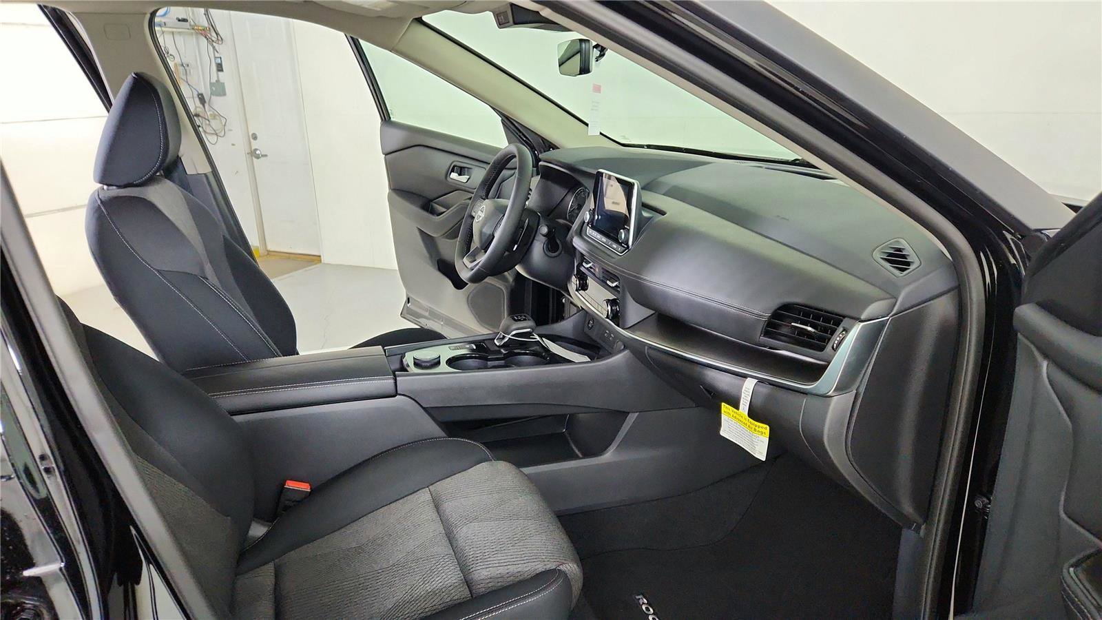 New 2026 Nissan Rogue SV w/ Cold Weather Package image 25