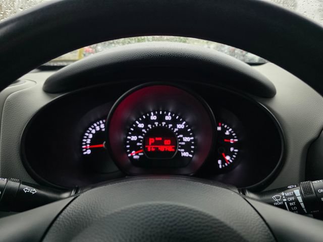 Used 2017 Kia Soul FWD image 26