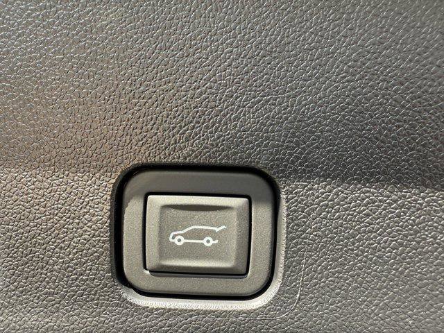 New 2026 GMC Acadia AT4 w/ Luxury Package image 11