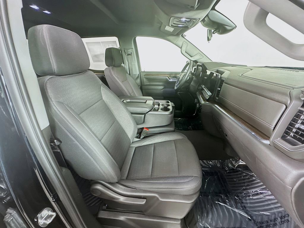 Used 2024 Chevrolet Silverado 1500 LT image 34