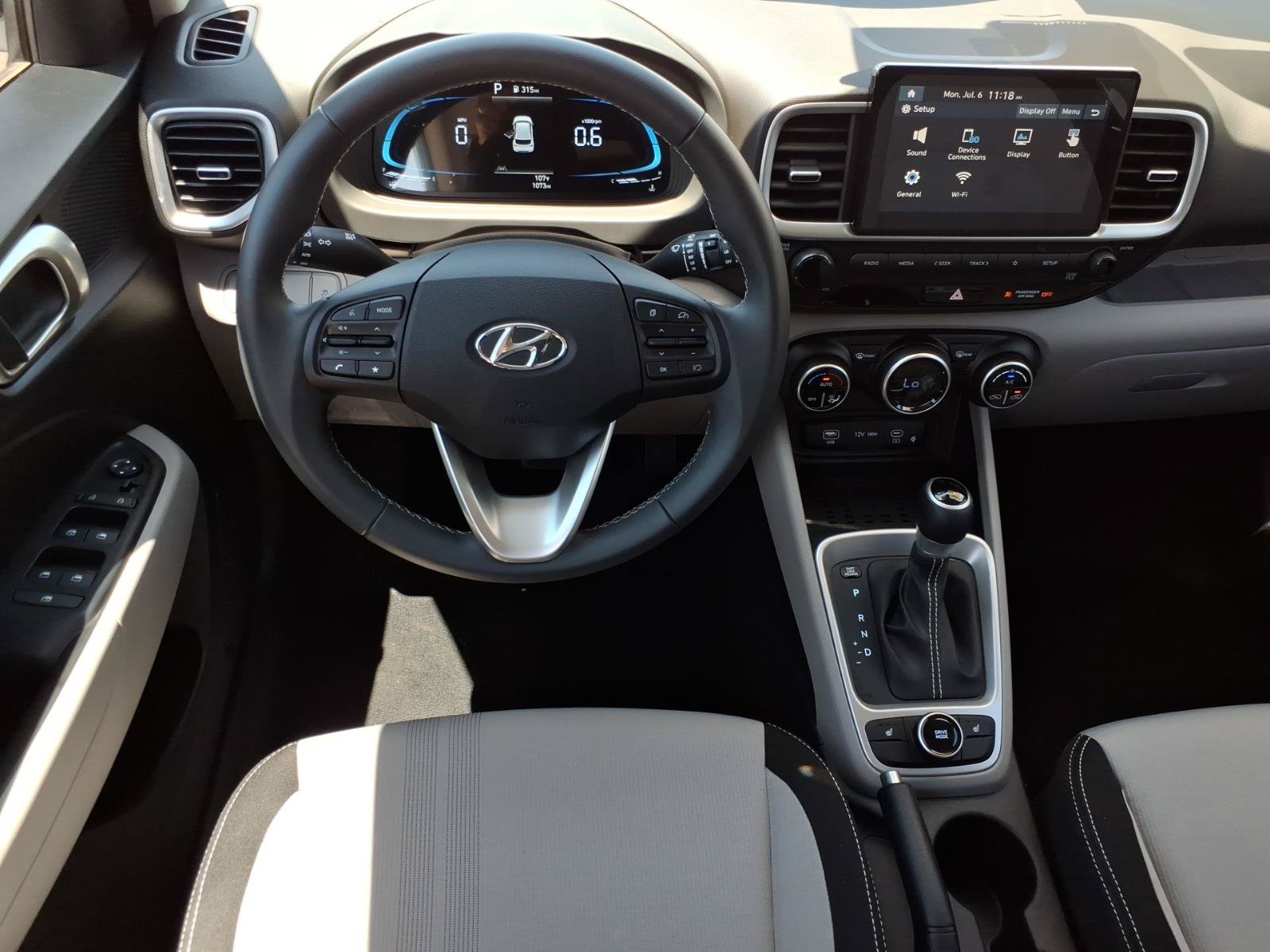 Certified 2026 Hyundai Venue SEL FWD image 16