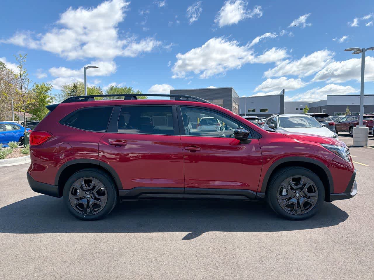 Certified 2025 Subaru Ascent Bronze Edition AWD/4WD image 14