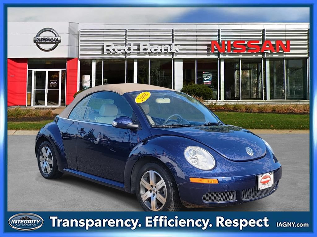Used 2006 Volkswagen Beetle Convertible w/ Package 1 FWD image 1