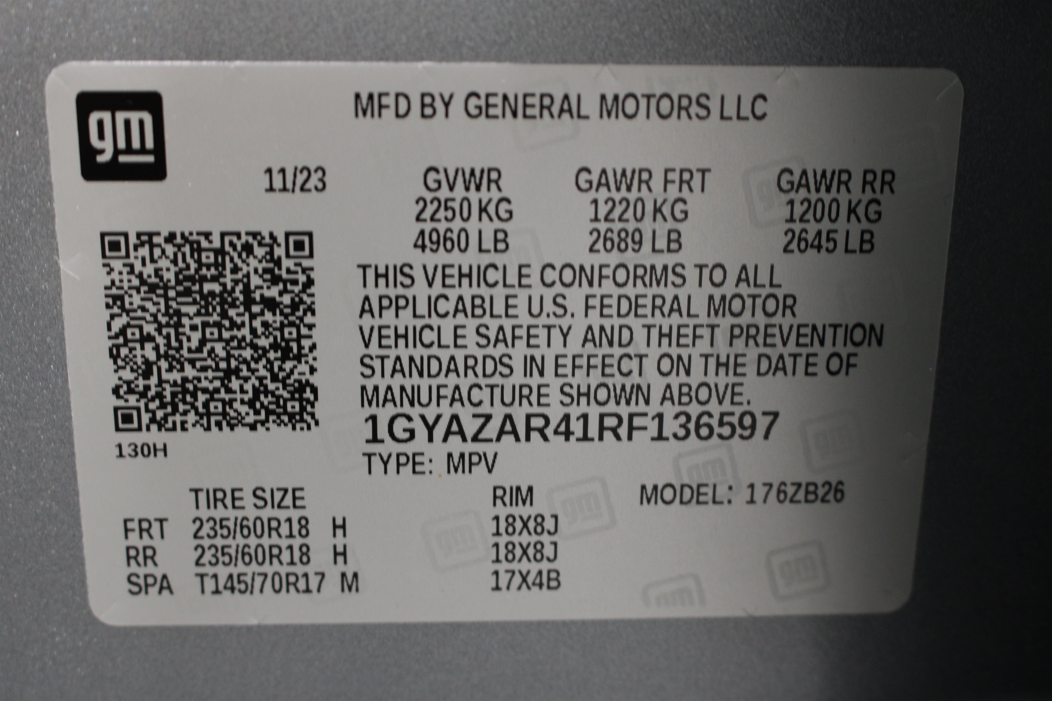 Certified 2024 Cadillac XT4 Luxury w/ Cold Weather Package FWD image 43