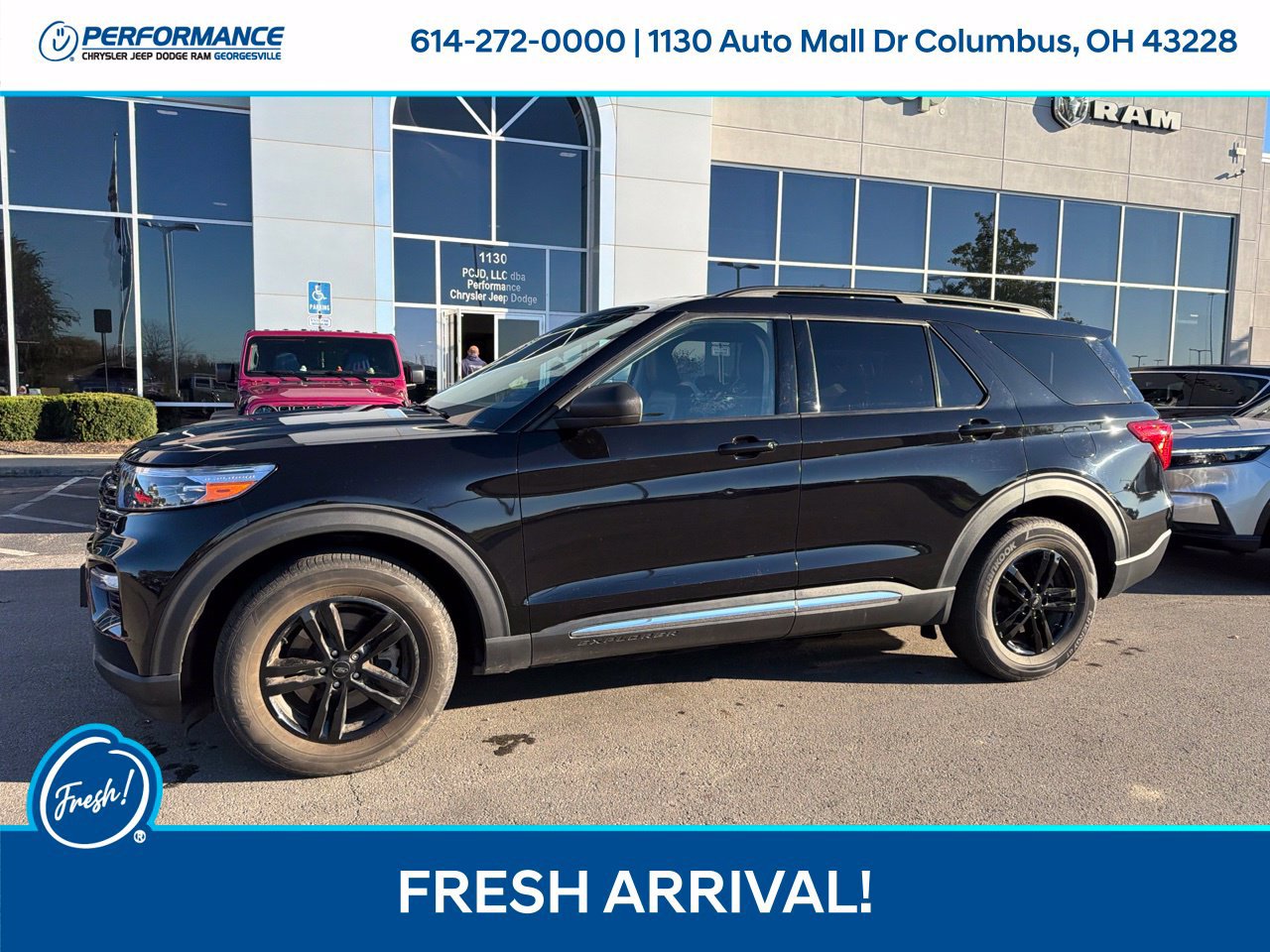 Used 2021 Ford Explorer XLT AWD/4WD image 3