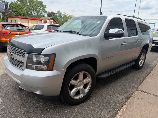 Used 2012 Chevrolet Suburban LT w/ All-Star Edition AWD/4WD image 3