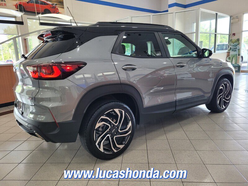 Used 2025 Chevrolet TrailBlazer RS w/ Convenience Package image 4