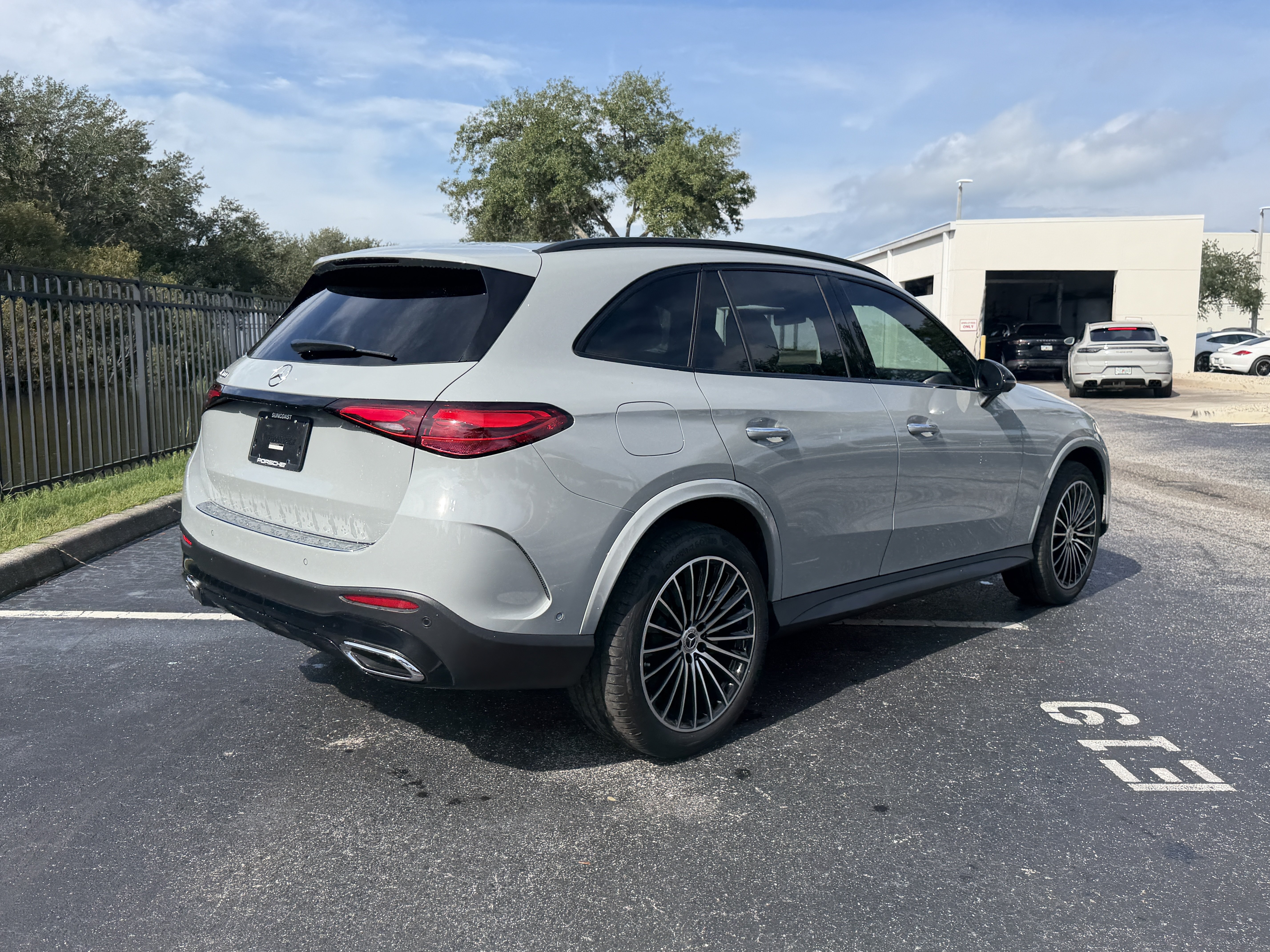 Used 2026 Mercedes-Benz GLC 300 image 6