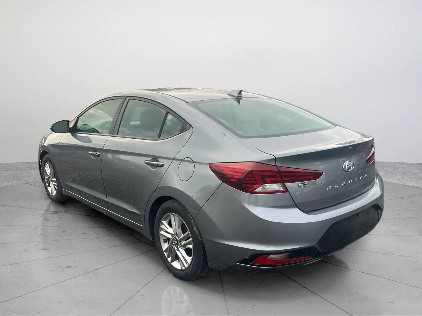 Used 2019 Hyundai Elantra SEL image 15