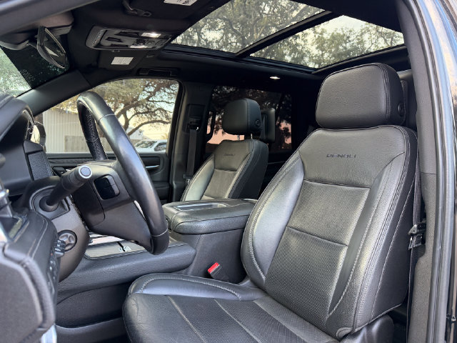 Used 2021 GMC Yukon Denali AWD/4WD image 7