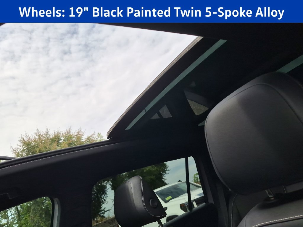 Used 2024 Volkswagen Tiguan SE R-Line AWD/4WD image 22