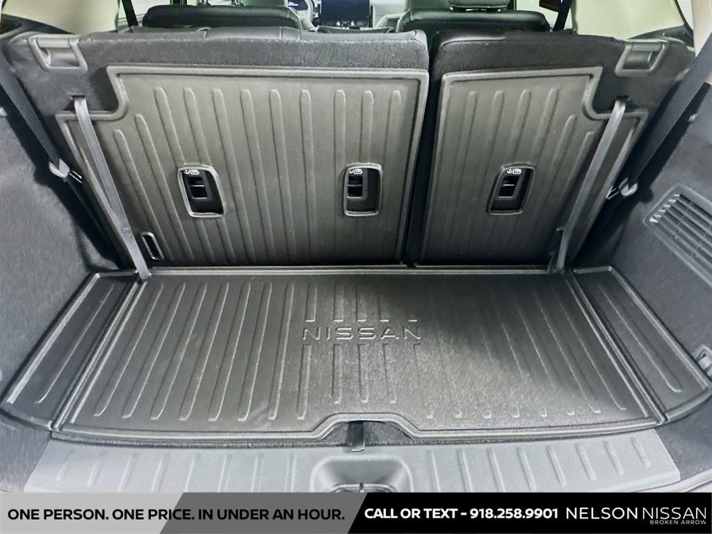 New 2026 Nissan Pathfinder Platinum image 27