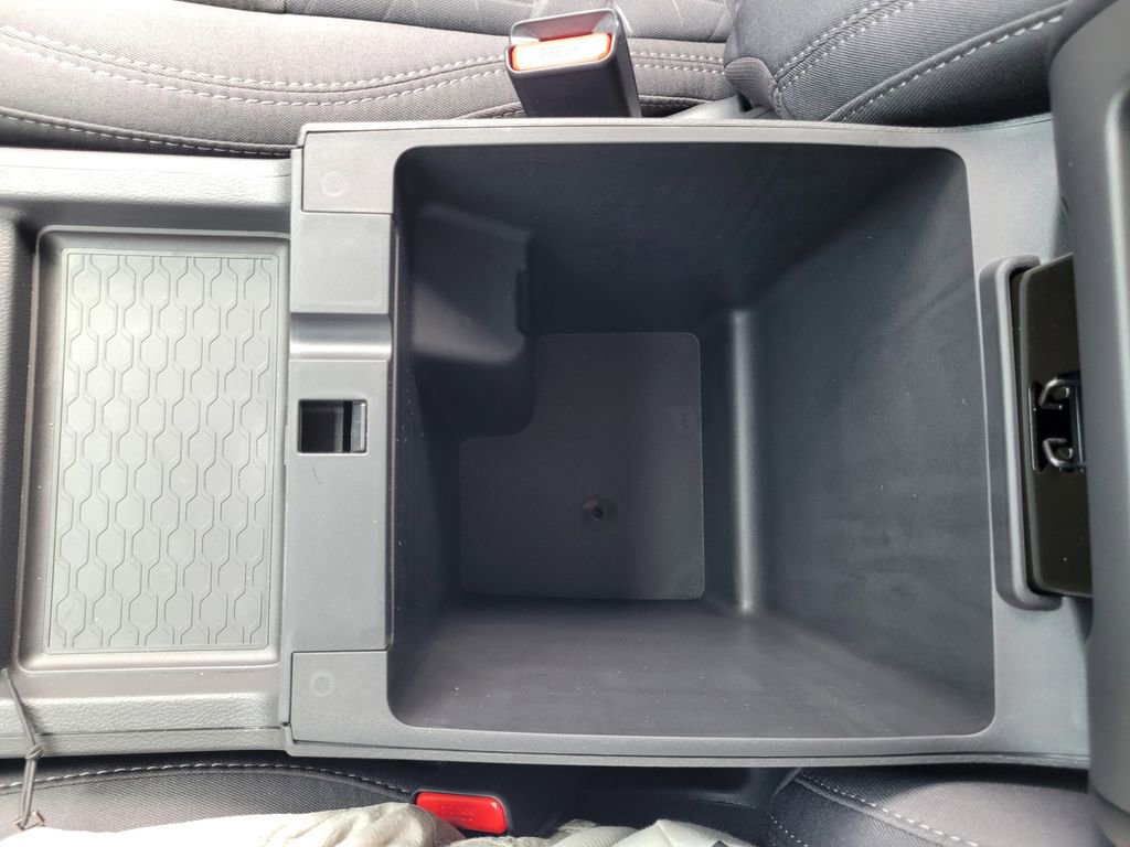 New 2025 Nissan Frontier SV image 30