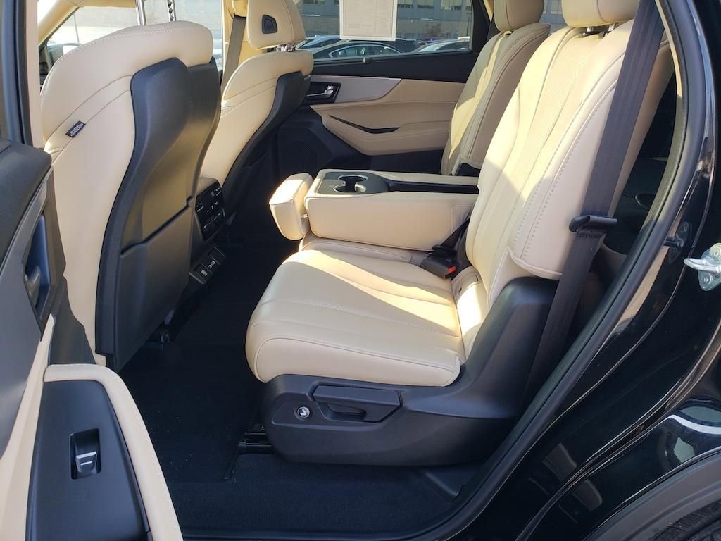 Certified 2024 Acura MDX SH-AWD w/ Technology Package image 35