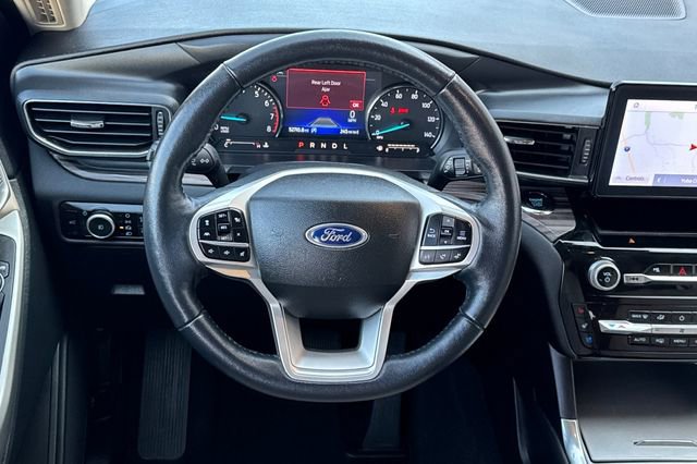 Used 2023 Ford Explorer Limited image 16