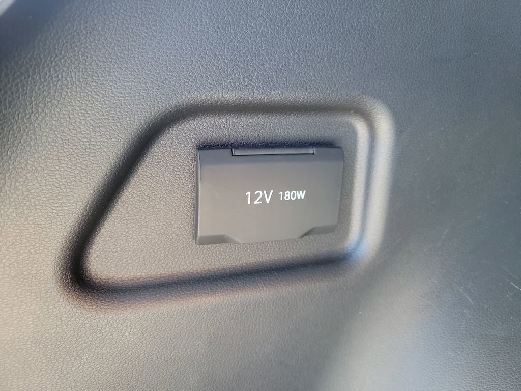 Used 2025 Hyundai Tucson SE image 8