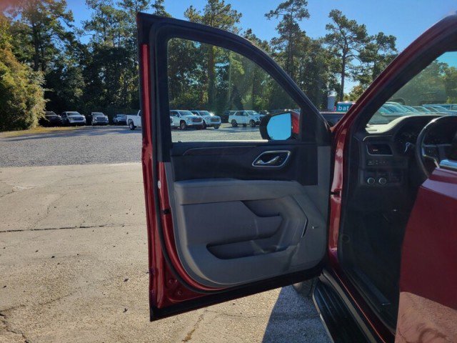 Used 2021 Chevrolet Suburban LT w/ LT Signature Package image 14