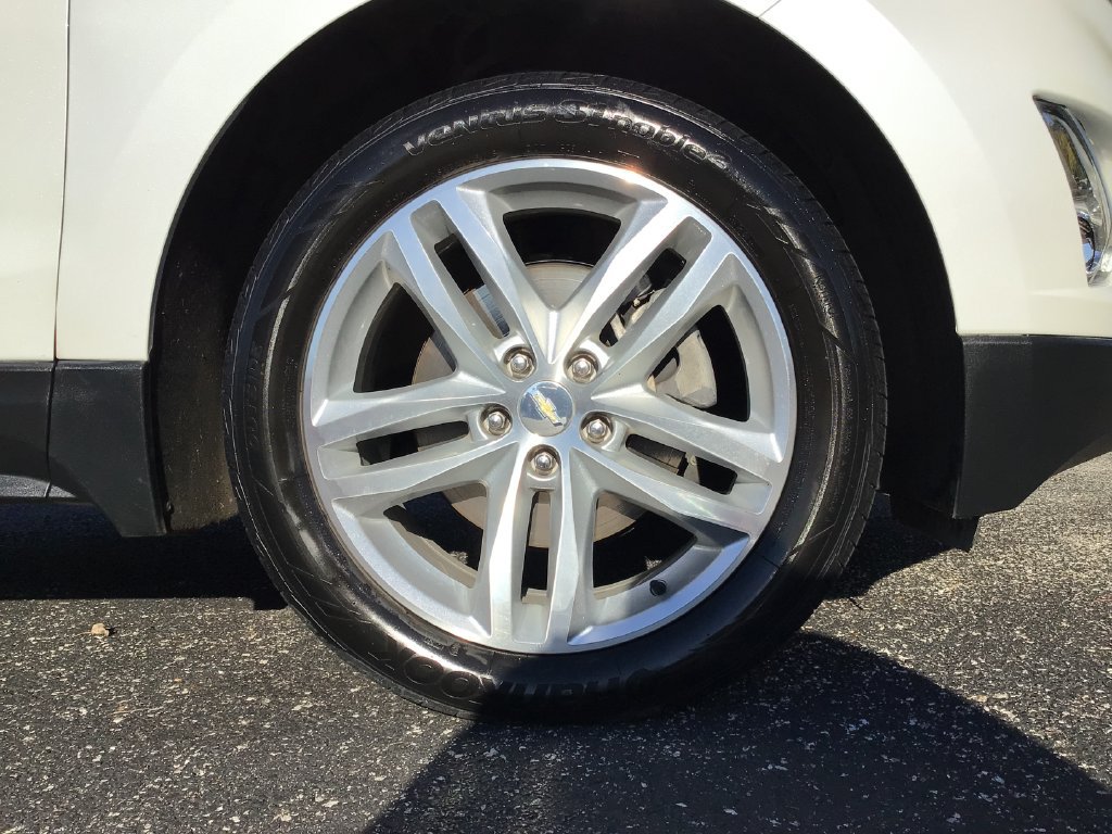 Used 2020 Chevrolet Equinox Premier AWD/4WD image 18