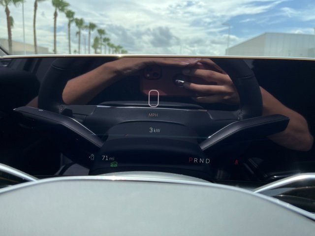 New 2025 Cadillac Lyriq Luxury image 8