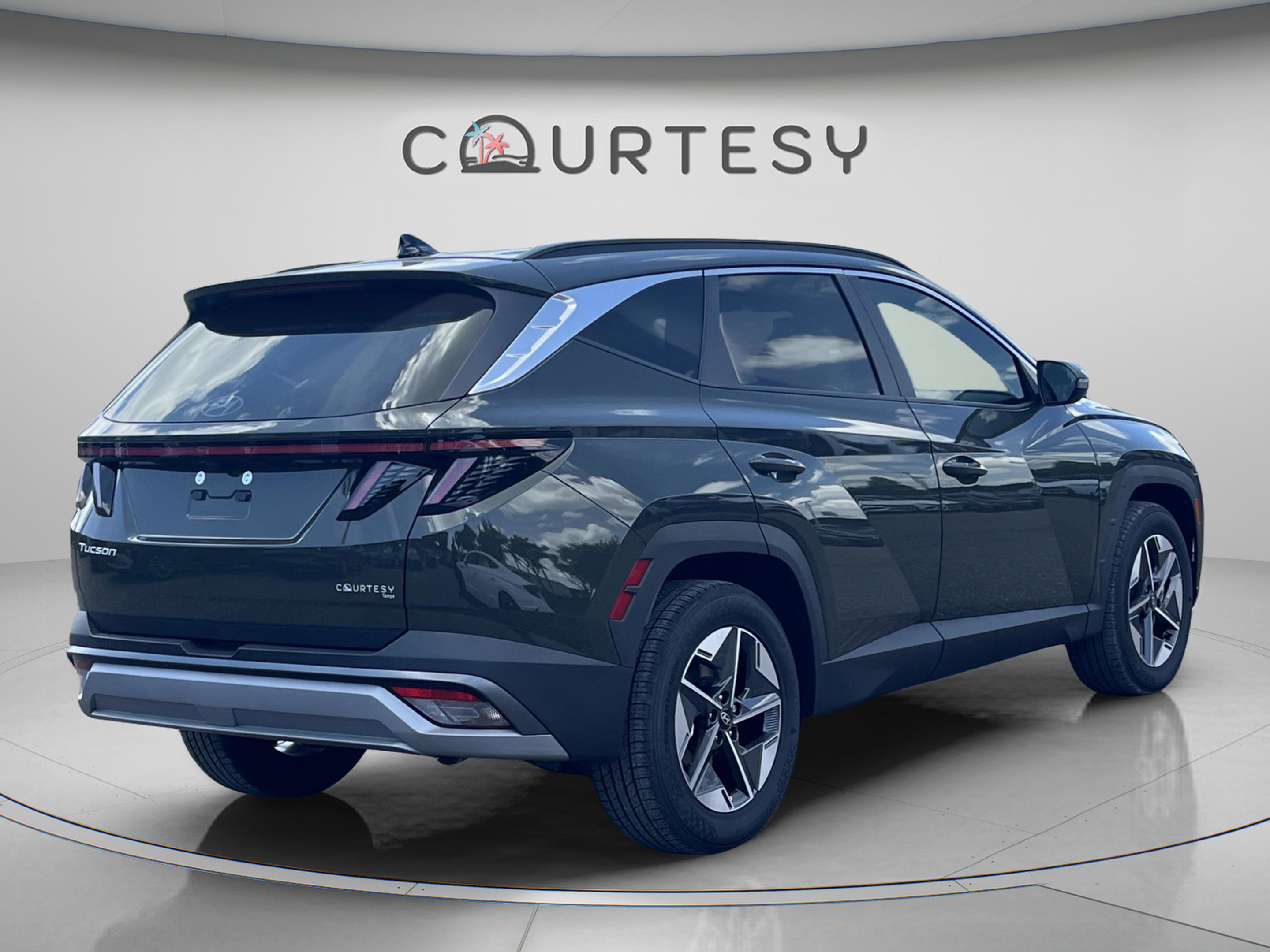 New 2026 Hyundai Tucson SEL FWD image 5
