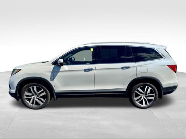 Used 2017 Honda Pilot Elite image 4