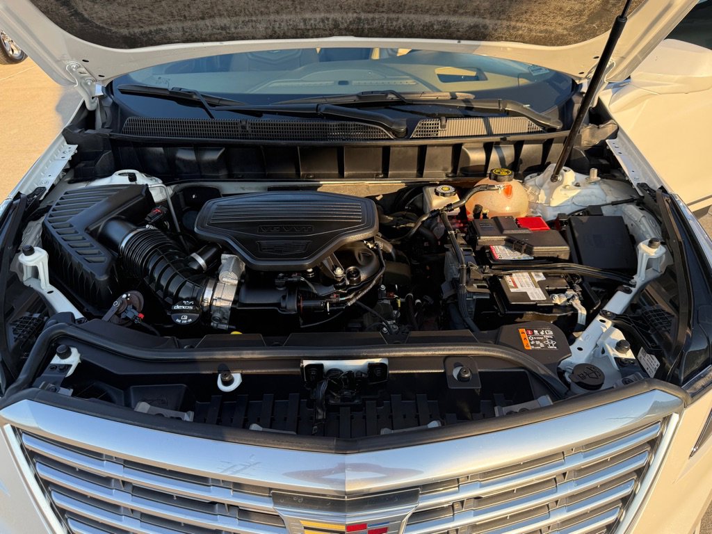 Used 2018 Cadillac XT5 Platinum image 31