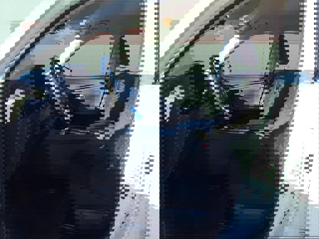 Used 2024 Nissan Sentra SV image 14