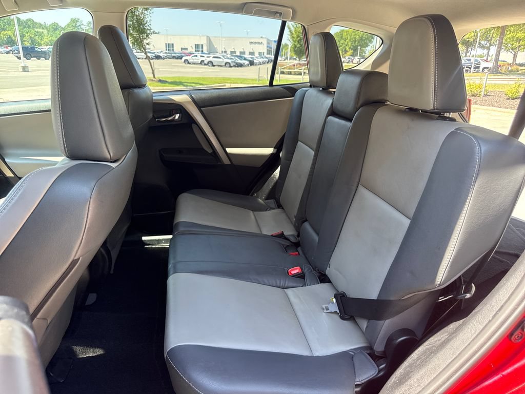 Used 2015 Toyota RAV4 Limited w/ Technology Package FWD image 31