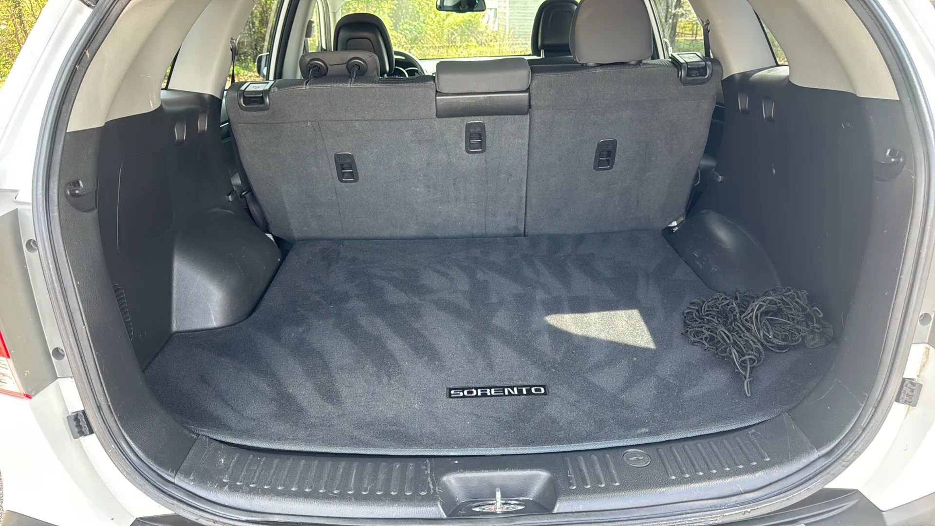 Used 2013 Kia Sorento LX w/ Convenience Pkg image 14