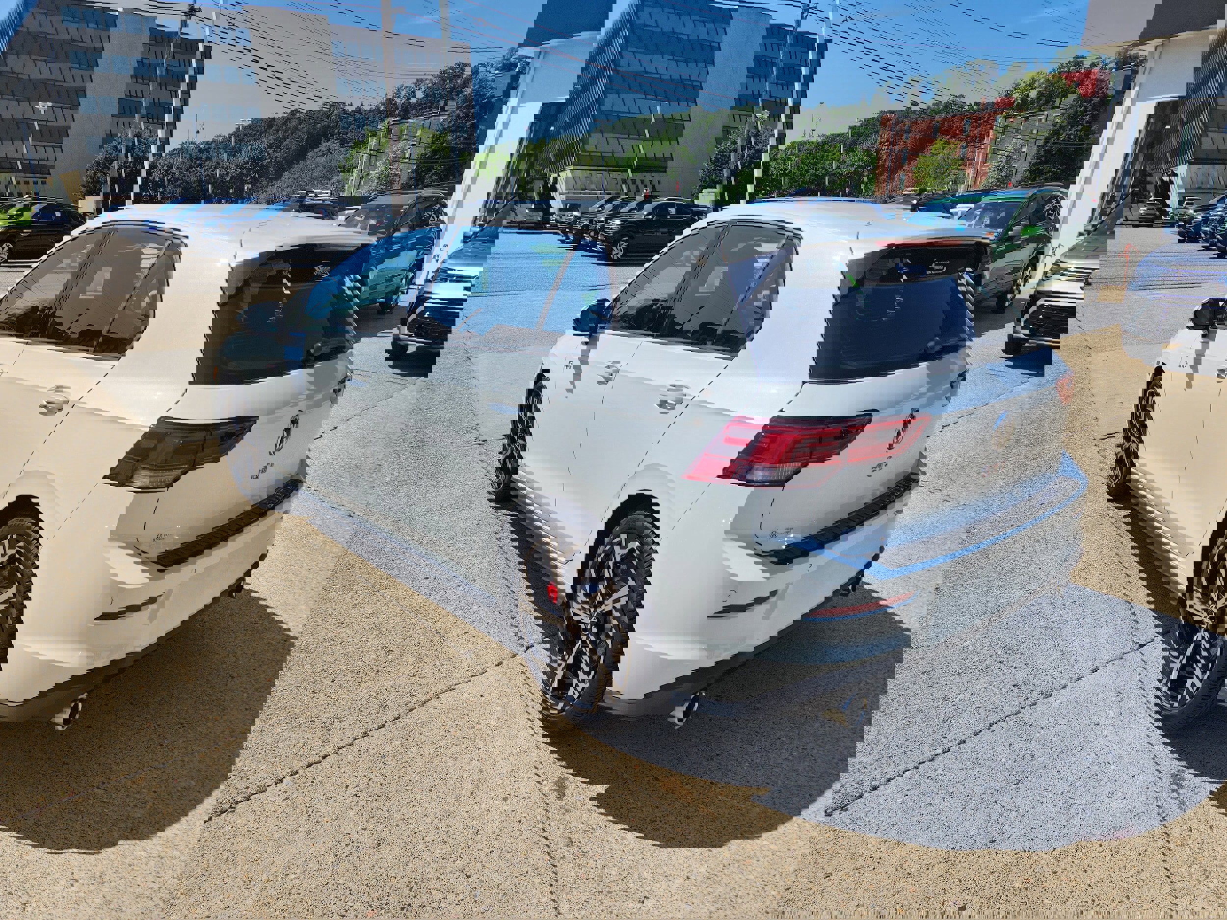 New 2025 Volkswagen GTI SE image 3